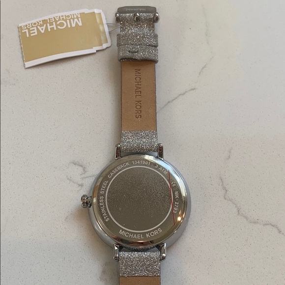 NWT: Michael Kors Silver Sparkle Watch - Picture 5 of 5